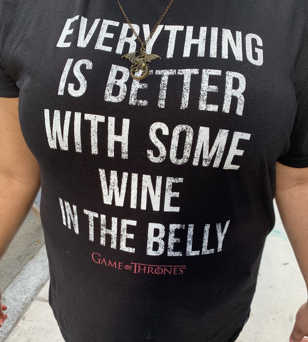 DarkVisenya7's tweet photo. #GoTcrawl #Wynwood #GameofThrones https://t.co/uyiLnxivgm