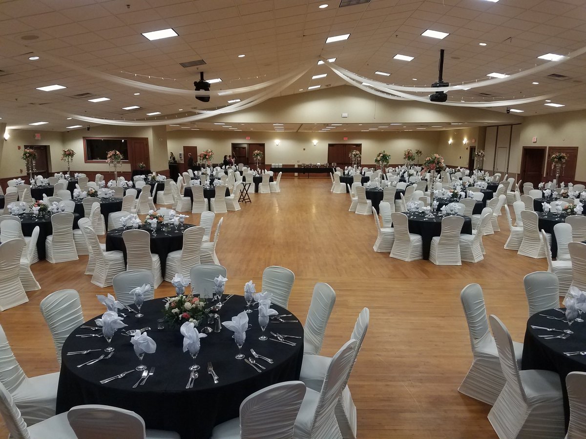 2019 MHS Prom.  The Pontiac is all ready.  Going to be a wonderful night!