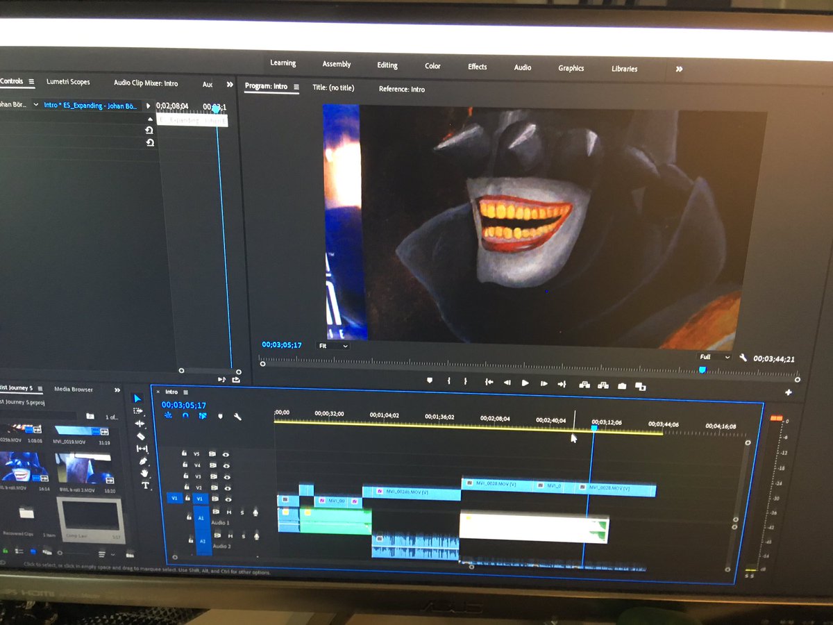 TheWeredude's tweet photo. Intense editing grind.  Trying to learn some new flare to add to my videos!  Hopefully though its short, this video will be up tomorrow!  #youtuber #contentcreator #adobepremiere #editinggrind #dedicated #lifegoals https://t.co/5LlQoweGU1