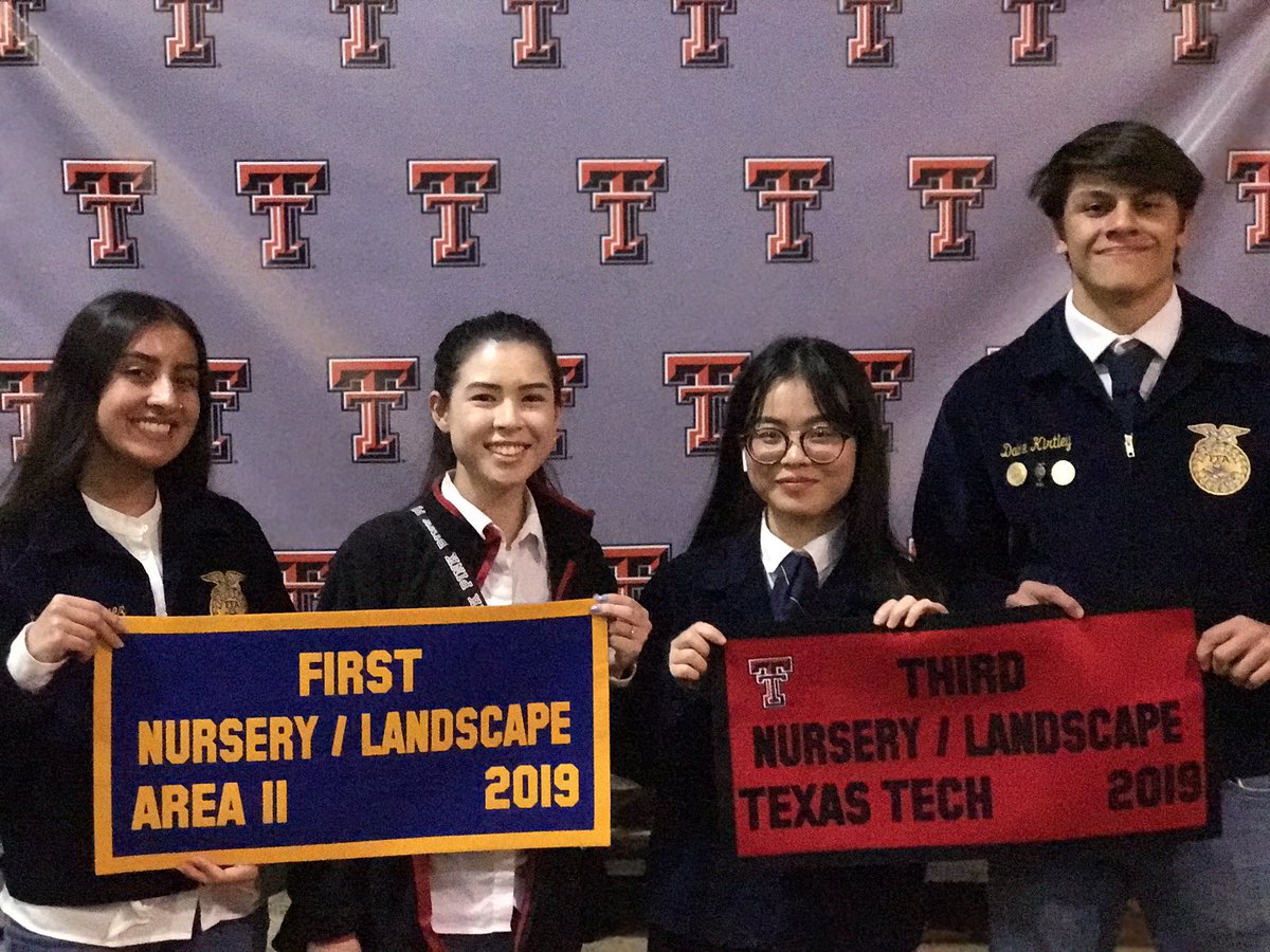 RaleyDr's tweet photo. Eastlake Nursery Landscape Team First Place Area 2💜proud Falcons! https://t.co/qq7smHVFEW