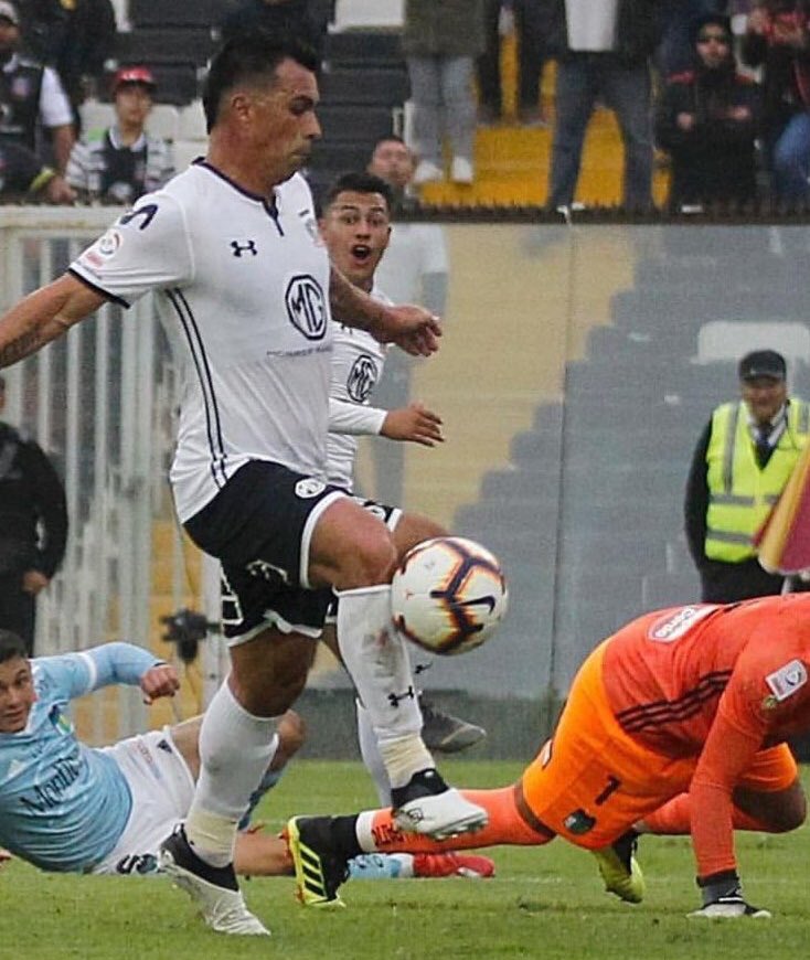 rtorres11's tweet photo. El único en el planeta que inventa definiciones. Pie, pecho, rodilla, canilla, cabeza. Si esta Paredes en la cancha, diga simplemente Gol ! Gigante GOLEADOR PAREDES ! eres un orgullo para todos nosotros ! https://t.co/oiAt7l8B3o