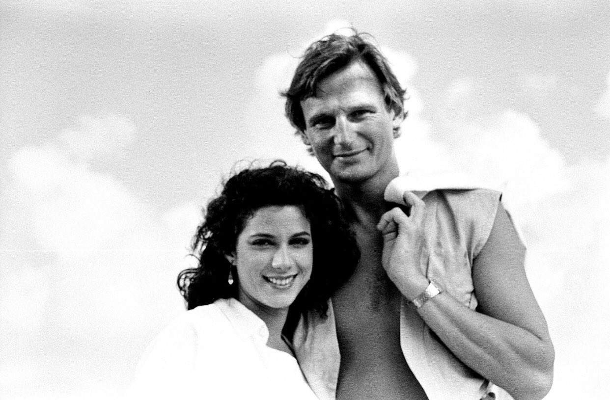 Wishing Saundra Santiago a happy 62nd birthday! Watch her play Detective Gina Calabrese on 