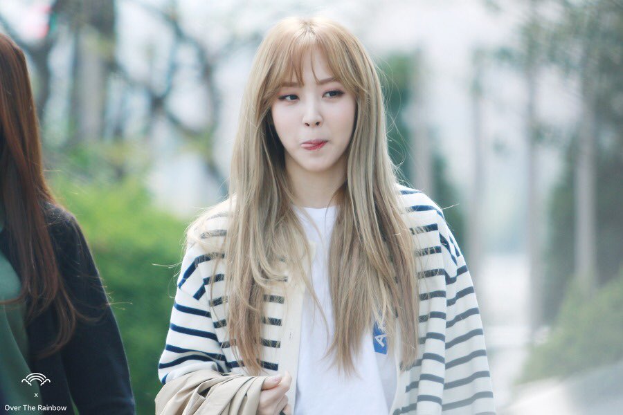 うえとも 勝手に紹介シリーズ 私の華麗なる推したち ヨジャ編 少女時代 ユリ ヒョリン Mamamoo ムンビョル Black Pink ロゼ ユリ様は私のkpop限定で ヒョリンはアジアでこんなにかっこいい女の子 しかも当時はアイドル いるんだと驚いた ママムと