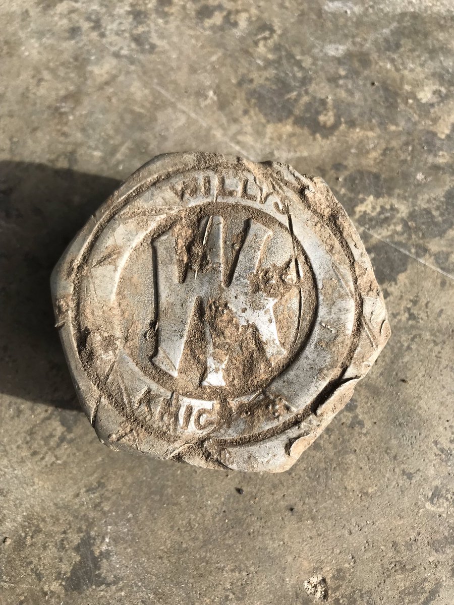 RelicDetective's tweet photo. Was able to do a quick hunt in a corn field today. Came up with these finds, but no #silver #metaldetecting @Minelab #whiteselectronics https://t.co/o33WW8dwuI