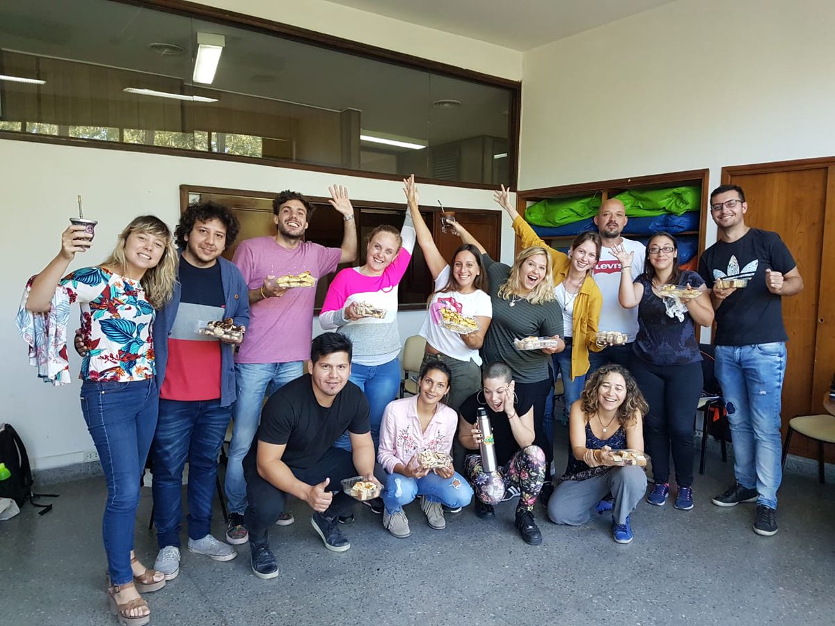 ViviCordobaFP's tweet photo. #Instructorado #FormaciónProfesional
#Hoy nos encontramos con los talleristas del Instructorado de la sede #SantaFe y #Reconquista. Compartimos distintas experiencias de trabajo en el territorio y seguimos potenciando la matriz lúdica como formato de construcción pedagógico.👏👍 https://t.co/2C9jutc4PH