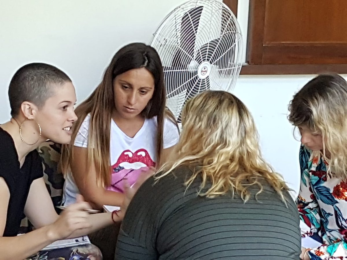 ViviCordobaFP's tweet photo. #Instructorado #FormaciónProfesional
#Hoy nos encontramos con los talleristas del Instructorado de la sede #SantaFe y #Reconquista. Compartimos distintas experiencias de trabajo en el territorio y seguimos potenciando la matriz lúdica como formato de construcción pedagógico.👏👍 https://t.co/2C9jutc4PH