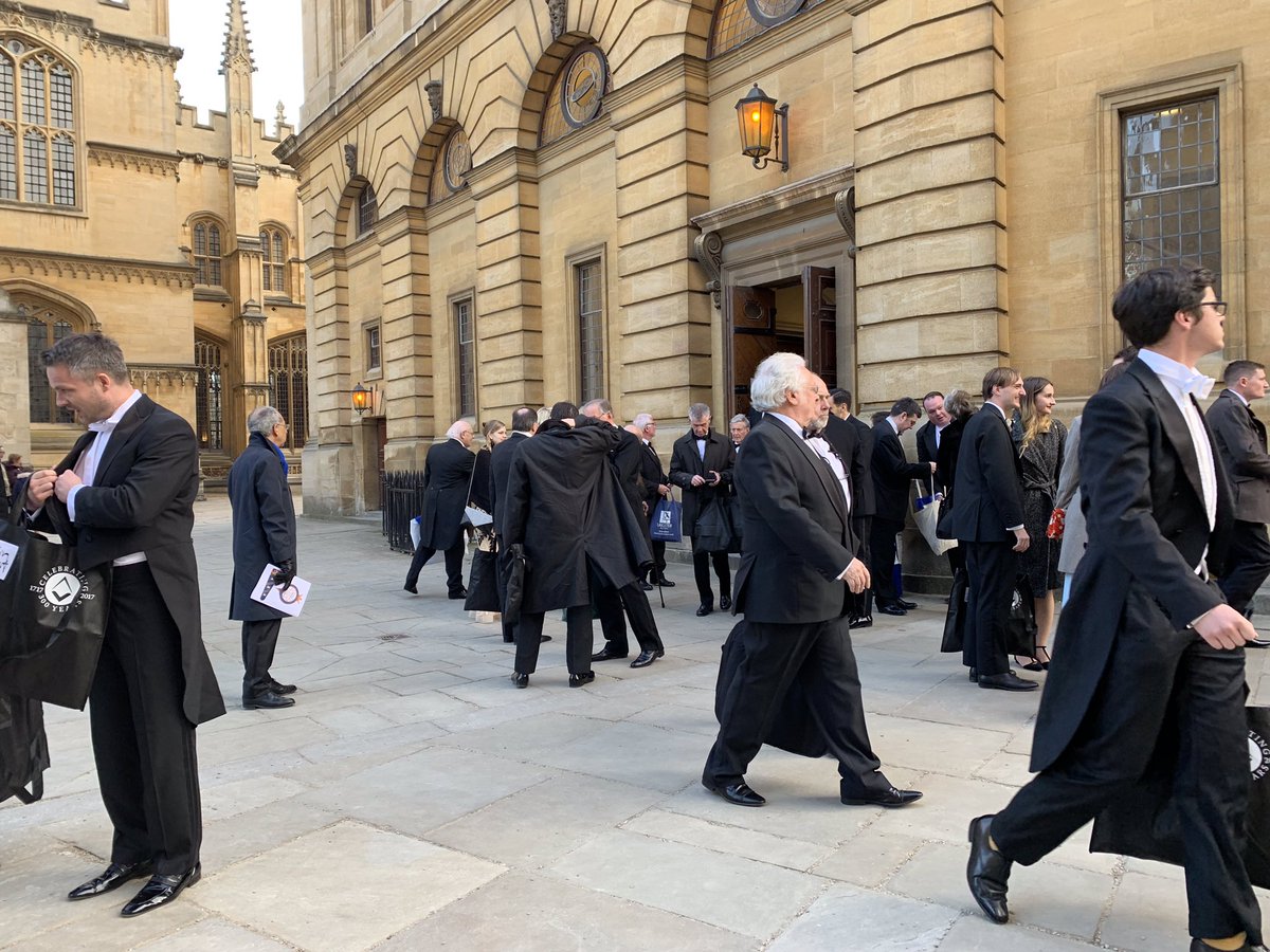 pastmasterchris's tweet photo. Wonderful ceremonial today at the Apollo Bicentenary #apollo200 https://t.co/Gg2ixuR7Qi