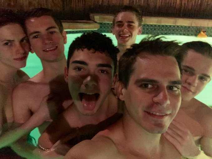 Max&rsquo;s birthday party was so fun I forgot to post this 😅 https://t.co/V03vEfdyVQ<a href="/tag/throwbackthursday"class="tags"><span>#throwbackthursday</span></a>