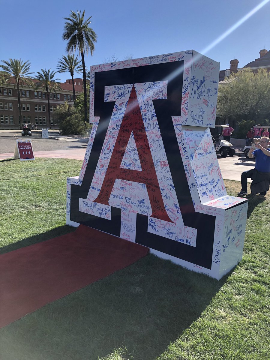 kaseyurquidez's tweet photo. 2nd Annual @UofA Admitted Students Day in the books. Extreme thx to the planning team &amp; to all our city &amp; campus colleagues who make it happen for our future Wildcats! @UofAPres @UASBPresident @JRothschildAZ @uaadmissions ❤️💙🐻⬇️ https://t.co/JRrT0W0HLA