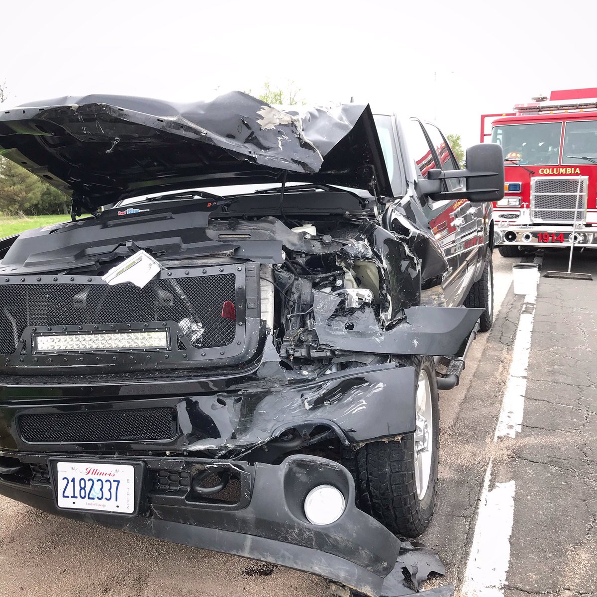 jwbulletsblades's tweet photo. The BlackMax is fucked thanks to some old man pulling out in front of me on the highway.. all the work and money. Finally got it right and ruined by person who should not even have a drivers license. https://t.co/puOA6roz9o