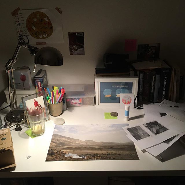 MissBicycle's tweet image. Saturday nights ✨. #sharethelove #gratitude #motherartist #newseries #silenceisgolden #nightowl #spacesmothernakersworkin #collage #photography #contemporaryart #emergingartists #womenartists #artandmotherhood #sharedstudios bit.ly/2UgCLBS