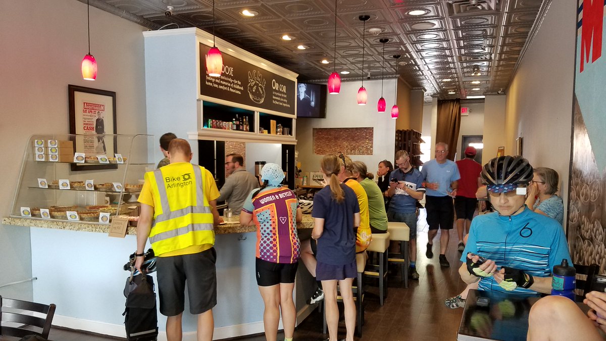 PapillonCycles's tweet photo. Special thanks to everyone who showed up for our @acmepie ride today! https://t.co/jyk2rYFnK4