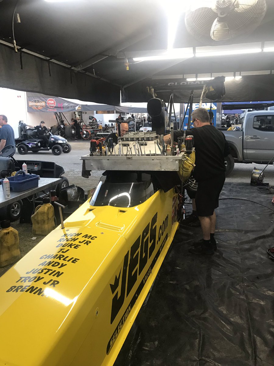 Nothing beats getting to race on Sunday! The McP Racing Guys have The <a href="/TeamJEGS/">Team JEGS</a> <a href="/GETTRX/">GETTRX</a> Alky Dragster running awesome ! #NHRAonFOX #SpeedForAll #consistent #FastestNameInCreditCardProcessing #winwithjegs
