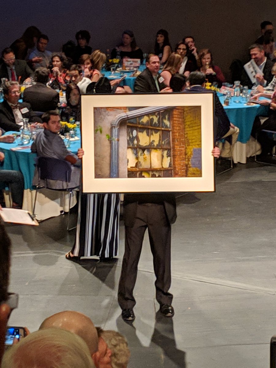 willaverill's tweet photo. 1st auction piece "ManWindow" goes for $600!! #auctionLAC https://t.co/kR3cRi4X1m