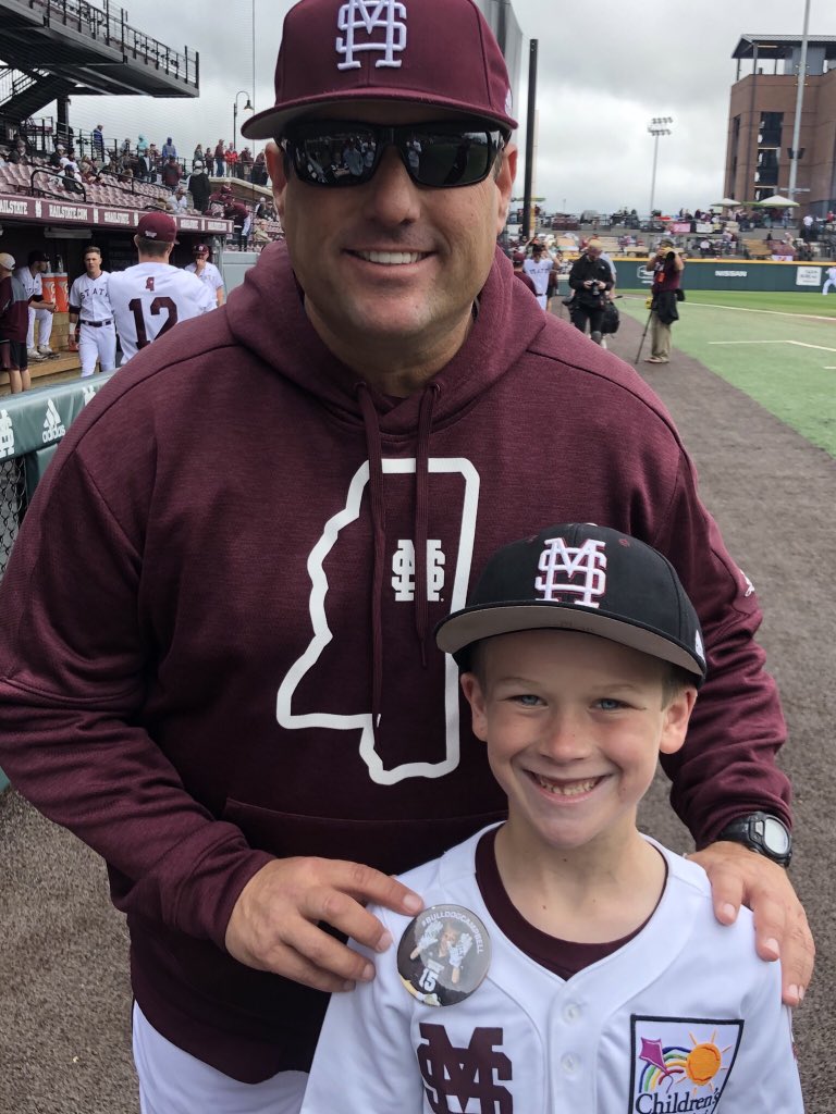johncross2014's tweet photo. Thanks for great memories as Kids Captain at Super Bulldog Weekend 2019.  @BlairEBatson @HailStateBB @jakemangum15 @Elijahm_2 @lemo22 https://t.co/r41rpuhKGi
