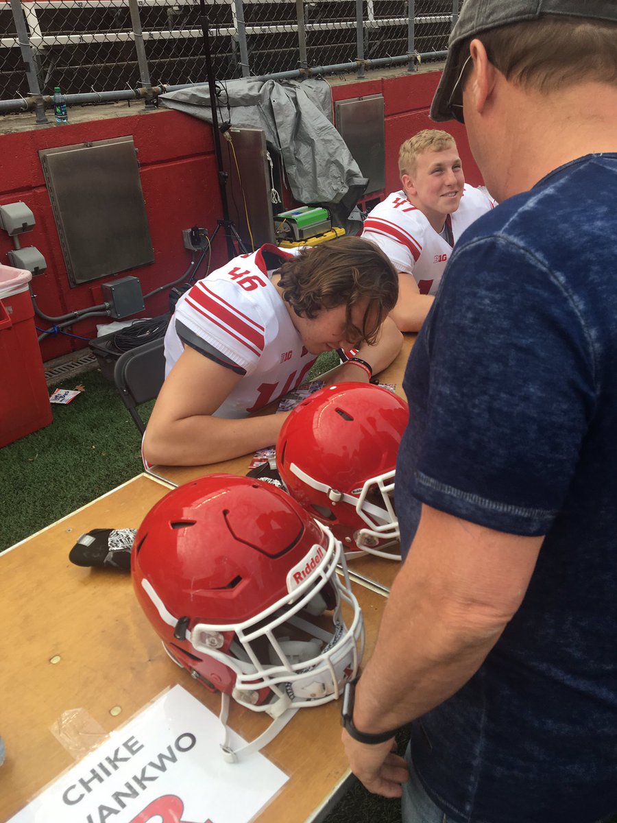 kathklean's tweet photo. Fun family day at RU Spring game! #RUlegacy #RUathleticslegacy #grateful #TeamShank Thank you @RFootball @RUAthletics               🛡⚔️🏈🏀 https://t.co/MZGS0NkOdF