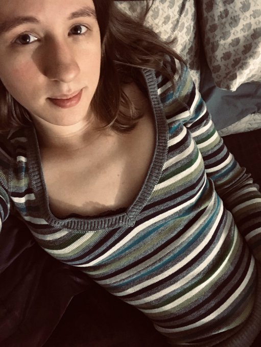 Having a relaxing Saturday playing video games and writing. Hope you all are enjoying your weekend 😉