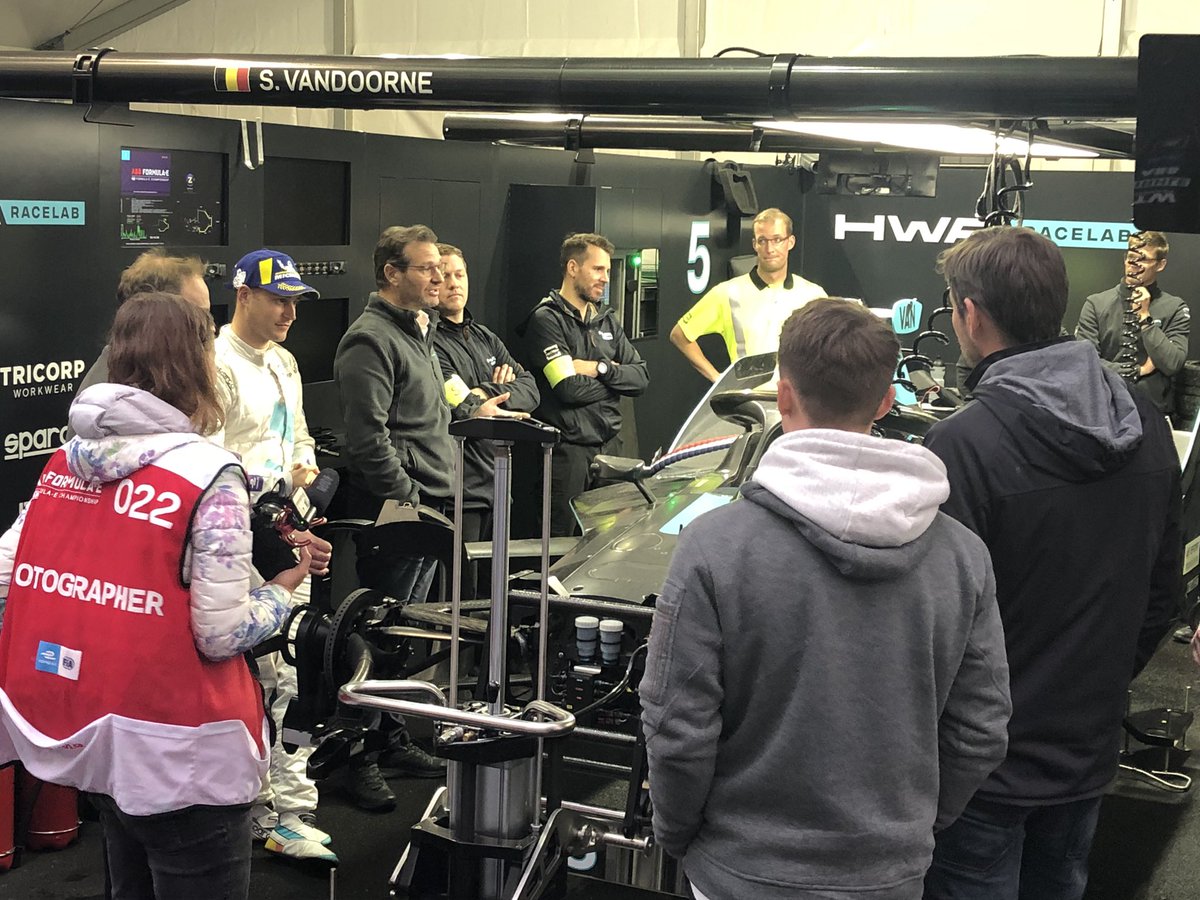 Good job by @hwaag_official yday. Here’s the senior team rallying their troops and saying thank you last night. <a href="/f_chiocchetti/">Franco Chiocchetti</a> hopefully didn’t tell any of his terrible jokes! 😂👏🏻 #ABBFormulaE #RomaEPrix