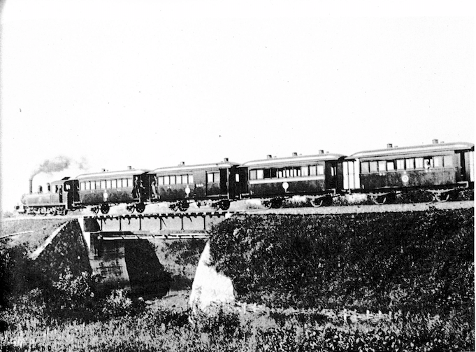 日車の見かけたので1913年天野工場製銚子遊覧鉄道ハニ、ロハ、ハ。廃線
