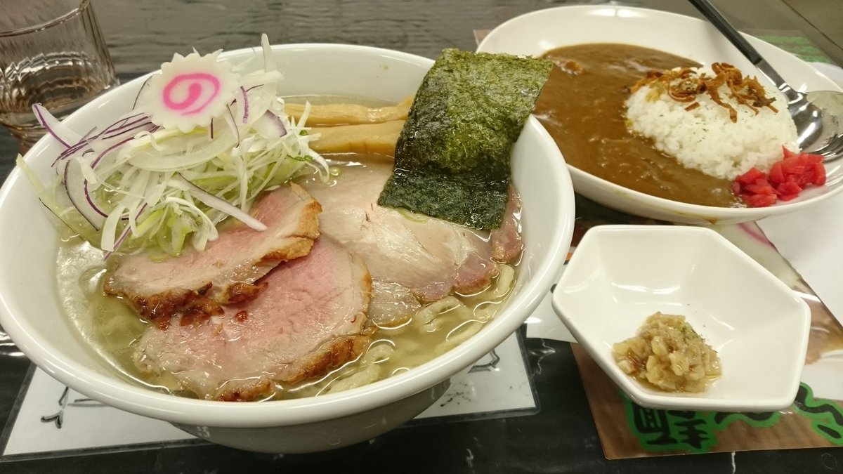 緑ｼﾞｬｽﾊﾟｰ 麺屋 多一で鴨だし塩ら 麺の大盛りと多一のポークカレー ラーメン大盛り無料 青森市