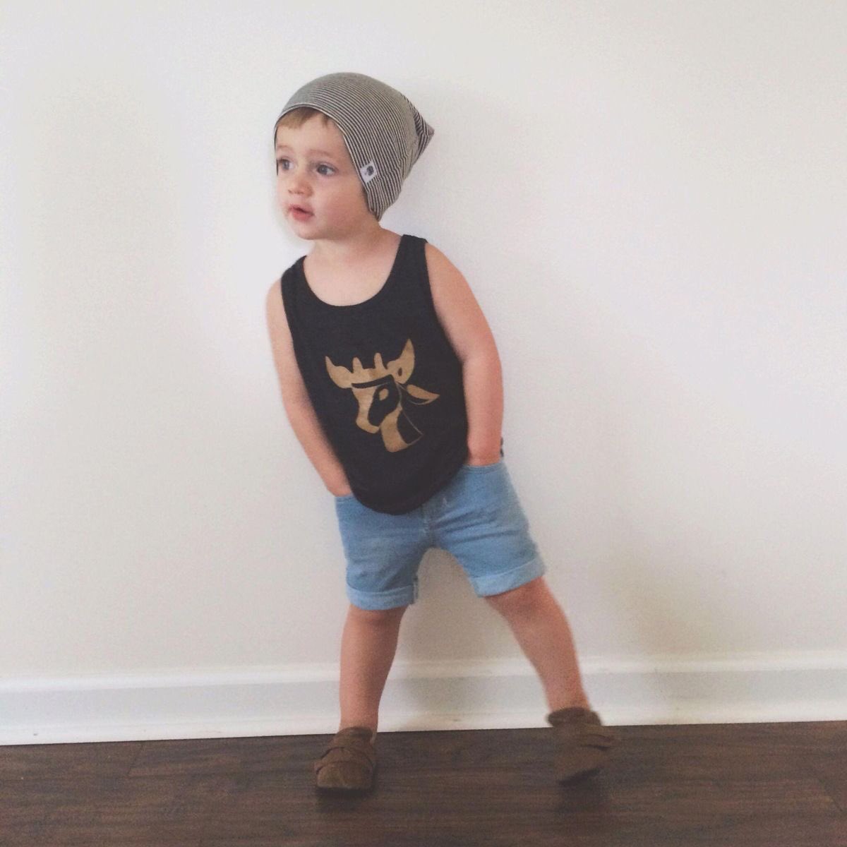 nnnnut's tweet photo. ถ้ามีลูก อยากจ���บลูกแต่งตัวแบบนี้ตอนซัมเมอร์ 
น่ารักกกกกกกกกกกกกก
#ร้อนนี้สายไหนรอด https://t.co/t02W9guUGO