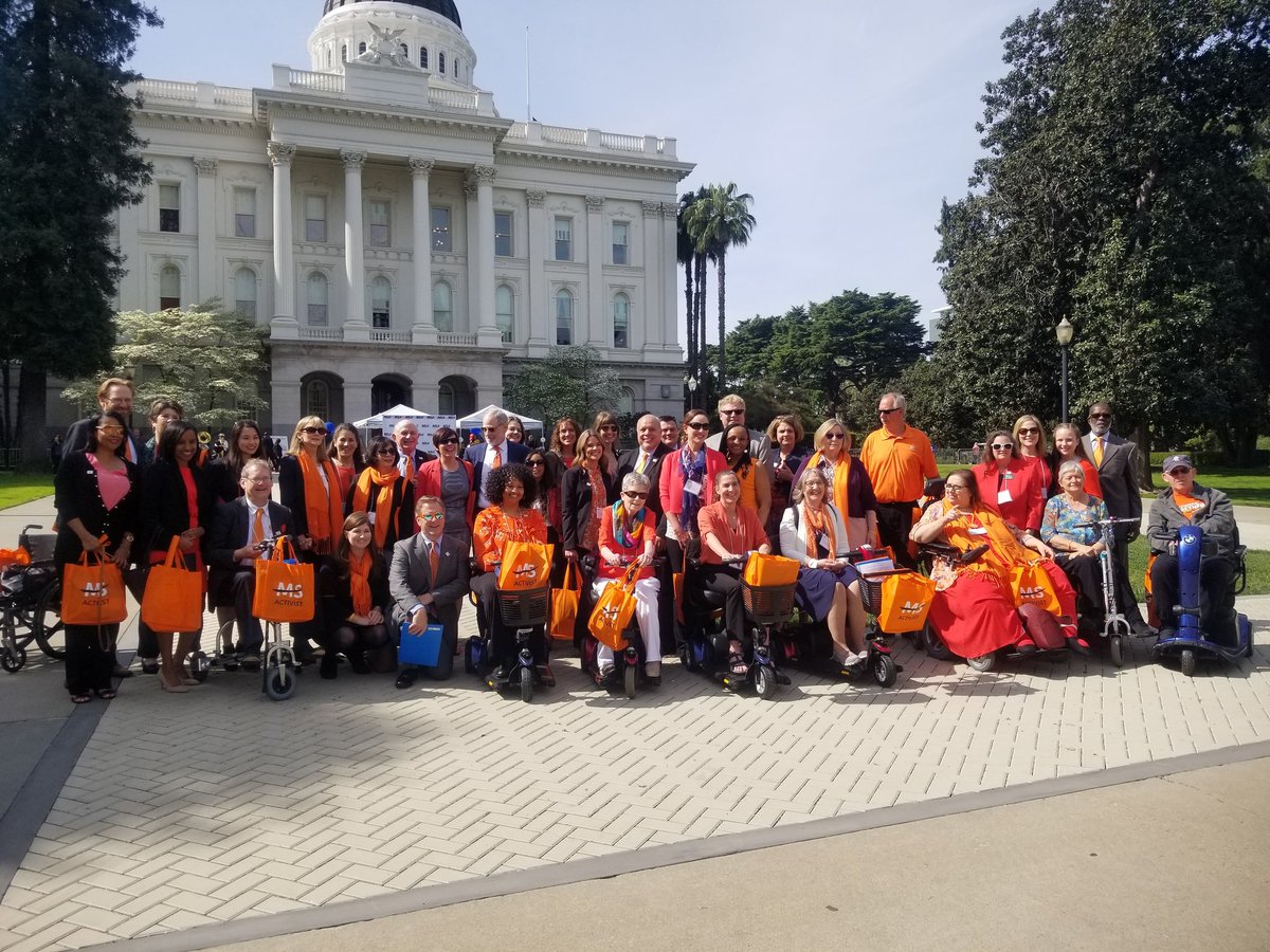 Fight4ACure4MS's tweet photo. Good times last Monday with all these MS Warriors at the Capitol. We will keep fighting the good fight as activists and as the people living with this disease. 🧡🧡🧡

#MSWarrior #FightForACureForMS #MSActivist #BeatAutoimmunity #MSDiva #BeyondSurvivingToThriving https://t.co/raY3mA69b7