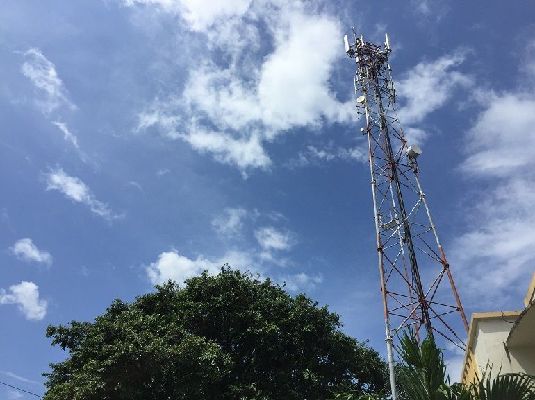 SmartNewsroom's tweet photo. Batanguenos can expect a better mobile data experience as upgrades increased coverage and tripled LTE network capacity in the area. @LiveSmart introduced LTE-A across the province as well | via @GIZGUIDEPH https://t.co/tz6uyUfDeR #InternetForAll #SmartLTENation #LevelUpToLTE https://t.co/pI60qX32Zo