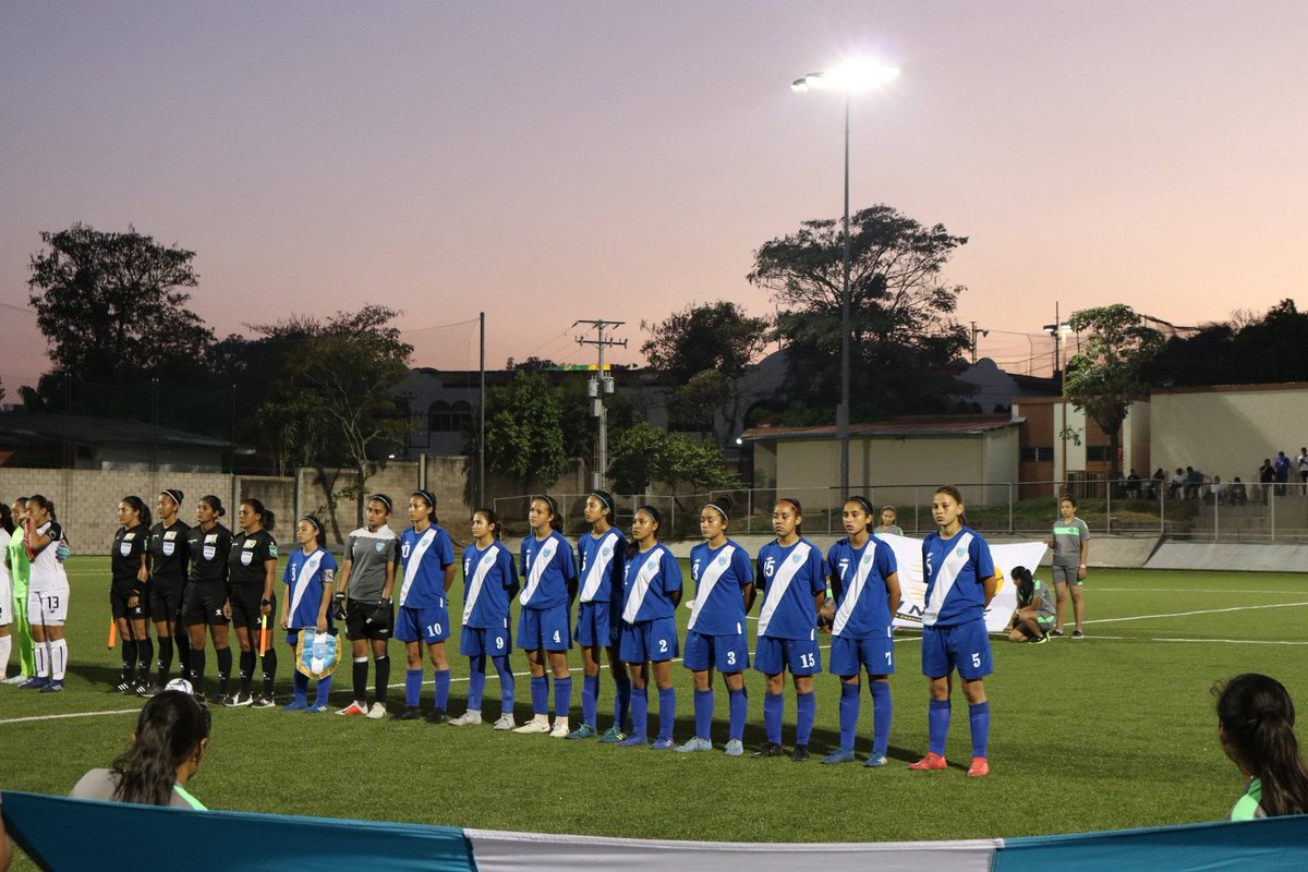 Lared1061's tweet photo. #FEDEDUT La selección Sub 17 femenina de Guatemala cayó 0-2 ante Costa Rica en la gran final del Torneo Femenino U-16 de UNCAF. ¡Gracias Subcampeonas! 👏💪🇬🇹 https://t.co/UHFuf1nBkr