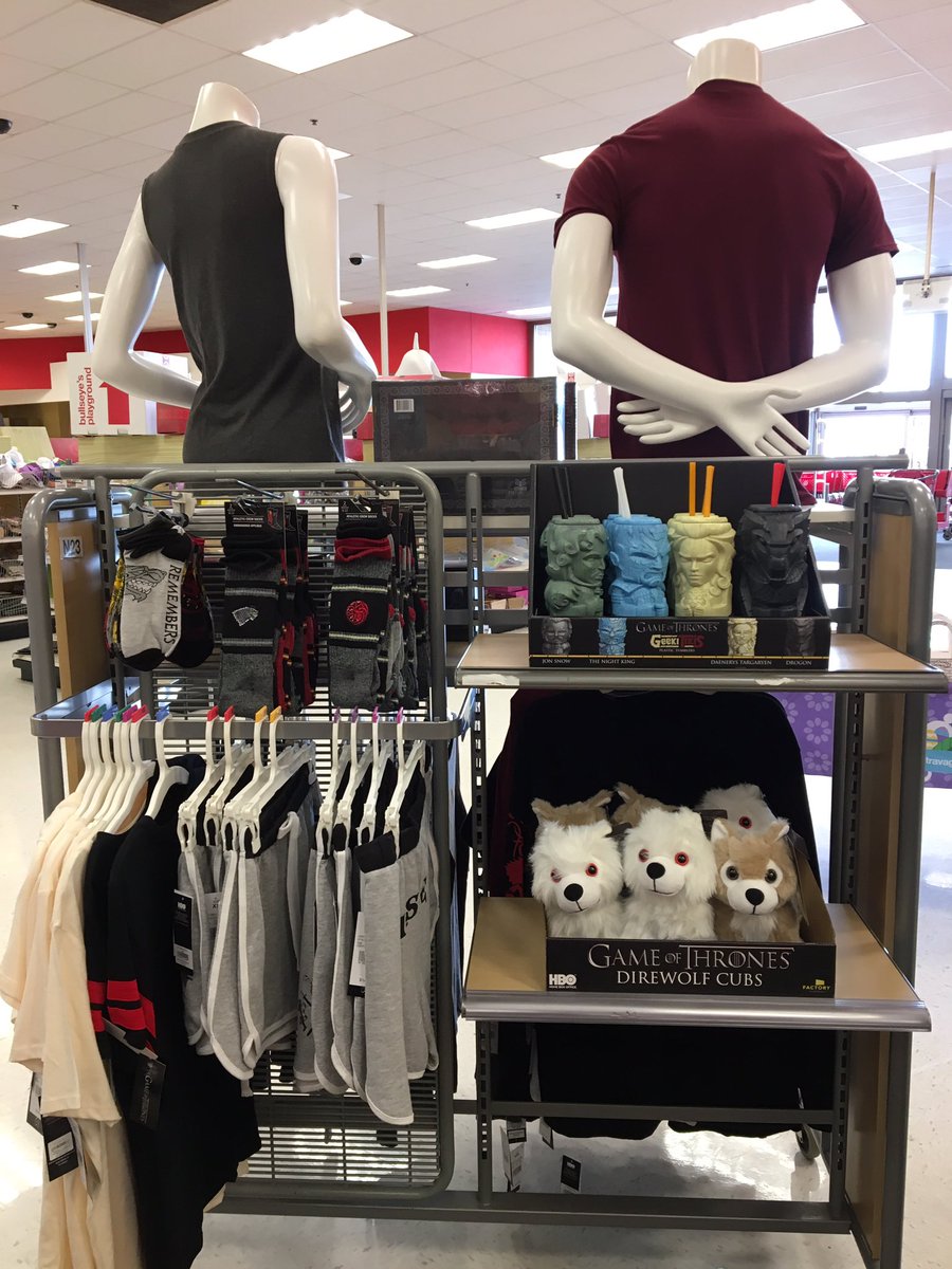 Shoutout to the softlines team at 2102 for putting this awesome fixture together just in time for the premier! <a href="/t1douglas/">hi</a> <a href="/ShaloniaG/">Shalonia</a> <a href="/GameOfThrones/">Game of Thrones</a> 🐉🗡🔥