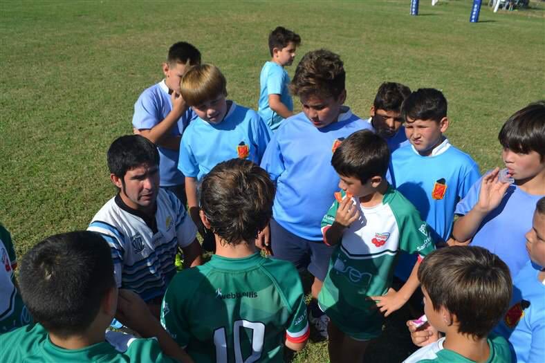 dorregorc's tweet photo. Primer encuentro de infantiles U.R.O.B.A 🏉 https://t.co/SElDGs3jpx