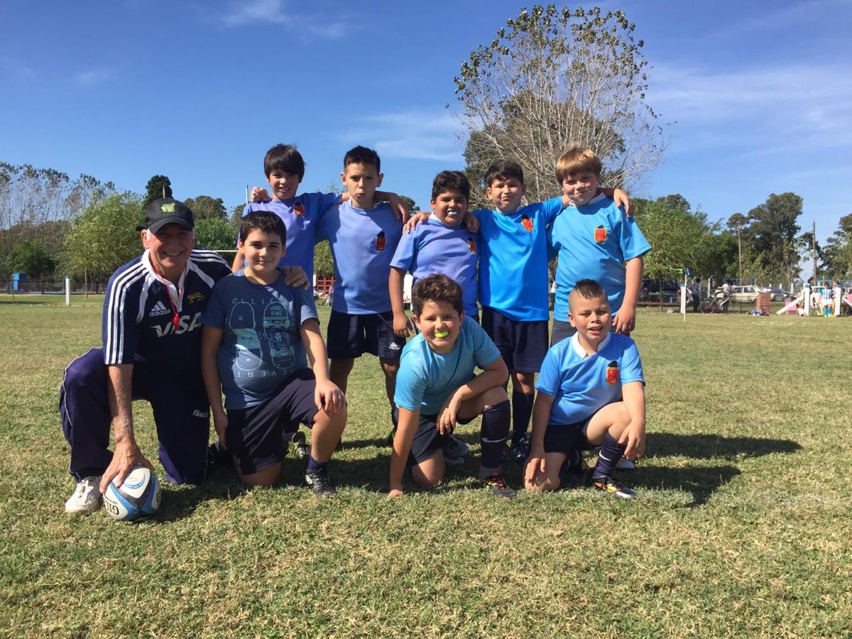 dorregorc's tweet photo. Primer encuentro de infantiles U.R.O.B.A 🏉 https://t.co/SElDGs3jpx