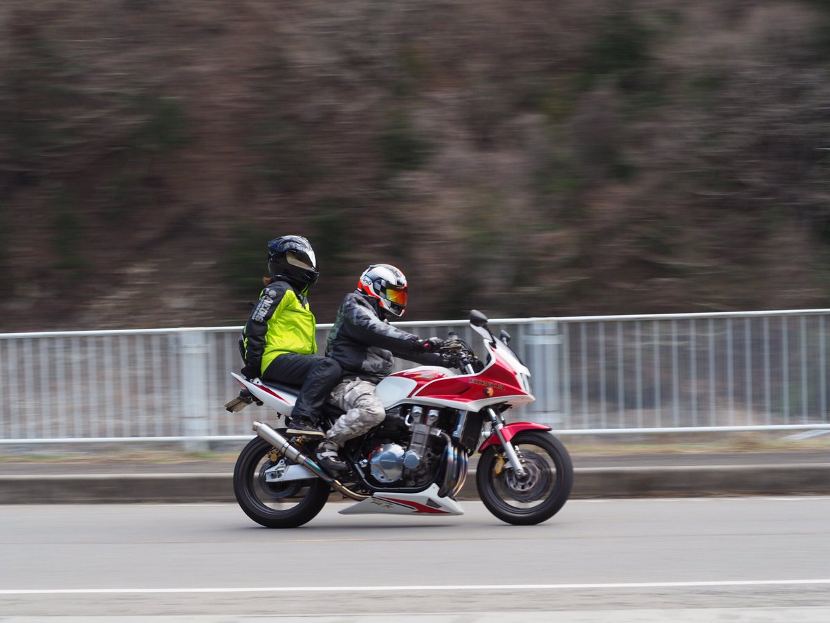 Hideftr's tweet photo. @Tansha_Oneshot CB1300sbですが、写真ありませんか？ https://t.co/uwBVmLQh0i