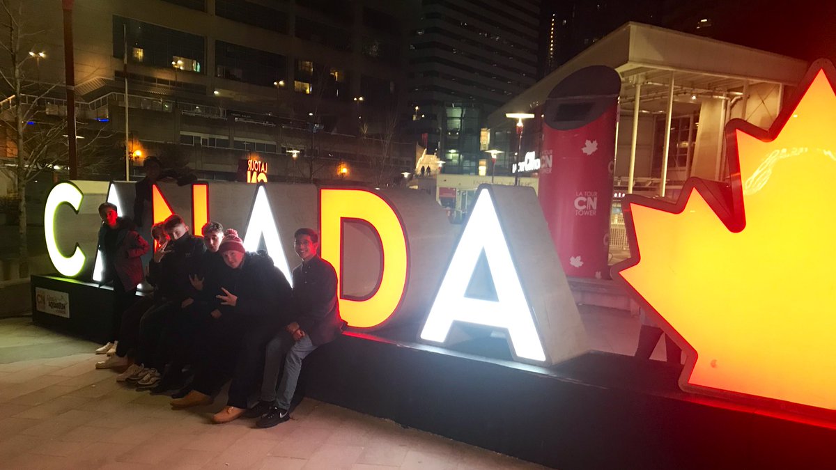 RS_WIDPSC's tweet photo. Team dinner up the CN Tower with incredible views of Toronto! Well deserved after a long day of competition! https://t.co/H8wYaXDtaM
