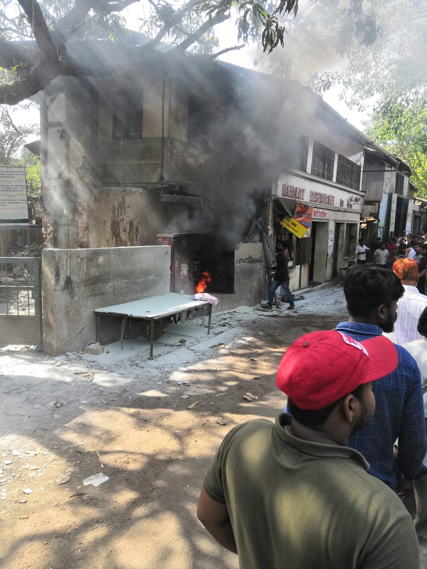 SHMShipcare's tweet photo. SHM Fire Extinguishers were used to combat the blaze. The Substation near our Mazgaon Head Office accidentally caught fire on 11th April '19. The Fire was stopped from spreading with the courageous initiative taken by our Mazgaon team.  

#FireExtinguisherDay2019 #SHMShipcare https://t.co/6F3xRH5QQO