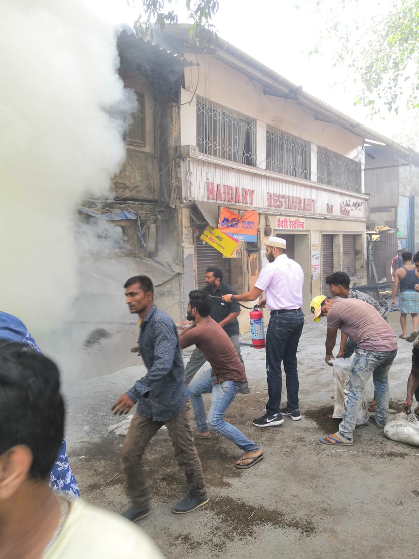 SHMShipcare's tweet photo. SHM Fire Extinguishers were used to combat the blaze. The Substation near our Mazgaon Head Office accidentally caught fire on 11th April '19. The Fire was stopped from spreading with the courageous initiative taken by our Mazgaon team.  

#FireExtinguisherDay2019 #SHMShipcare https://t.co/6F3xRH5QQO