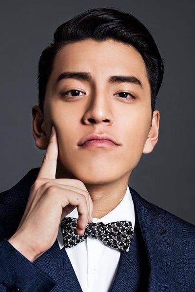 RomcomSociety's tweet photo. พระเอกหนังรักหล่อ ต้องบอกต่อละจ้า

หวัง ต้าลู่ พระเอก แกล้งจุ๊บให้รู้ว่ารัก เวอร์ชั่นไต้หวัน (Fall in Love at First Kiss) 

อายุ 27 ปี 
สูง 1.81 เซนติเมตร 

ผลงานที่น่าสนใจก่อนหน้านี้ 
1. Our Times 
2. Suddenly Seventeen
3. Legend of the Naga Pearls
4. A Better Tomorrow 2018 https://t.co/30IdTcDlWP