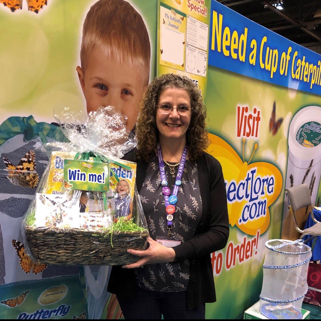 HartMagnetSTEAM's tweet photo. We are so proud of our Mrs. Christiano for winning the @insectlore raffle today at the #NSTA19 conference in St. Louis! https://t.co/LT1v68h5Bs