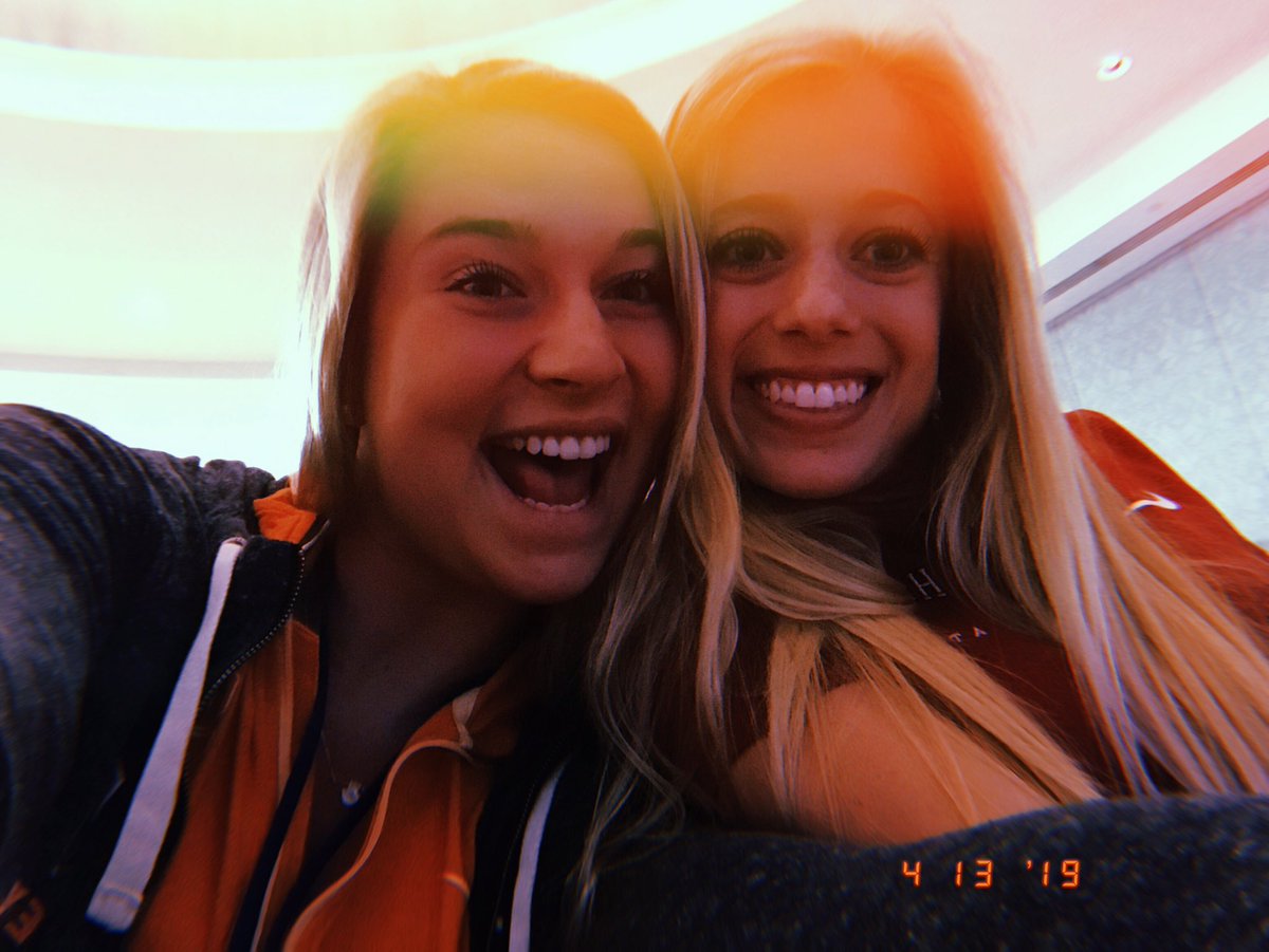 kristenS65's tweet photo. We still rollin’ here in Orlando🍊💯 Day 3 was a success #LearnLead #SALF19 https://t.co/H94GDA8N0S