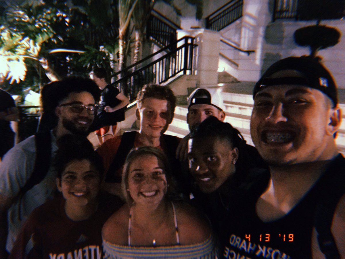 kristenS65's tweet photo. We still rollin’ here in Orlando🍊💯 Day 3 was a success #LearnLead #SALF19 https://t.co/H94GDA8N0S