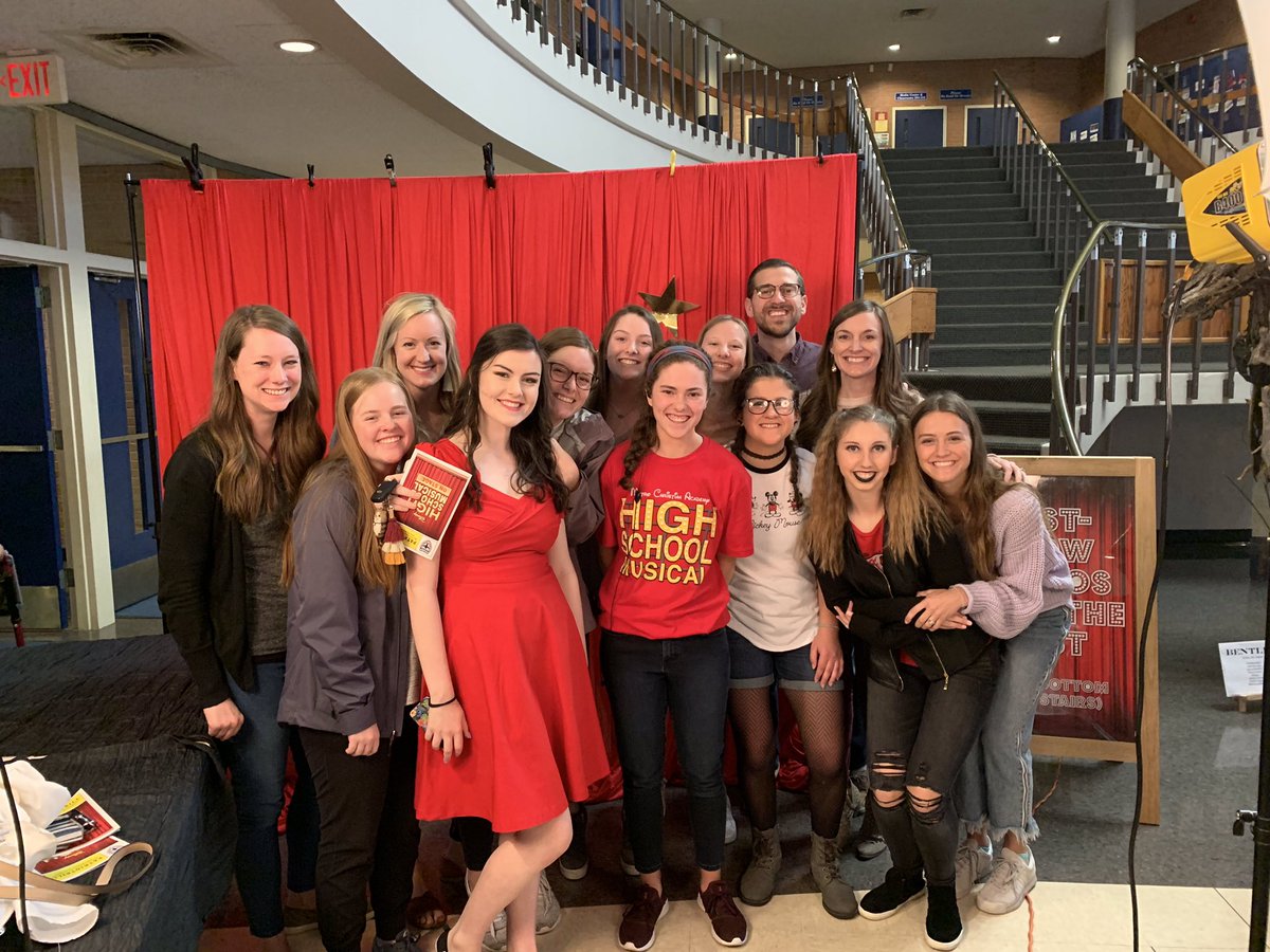 TPCOCYG's tweet photo. We love supporting our own! Go Metro students !! https://t.co/KXHnmIX22I