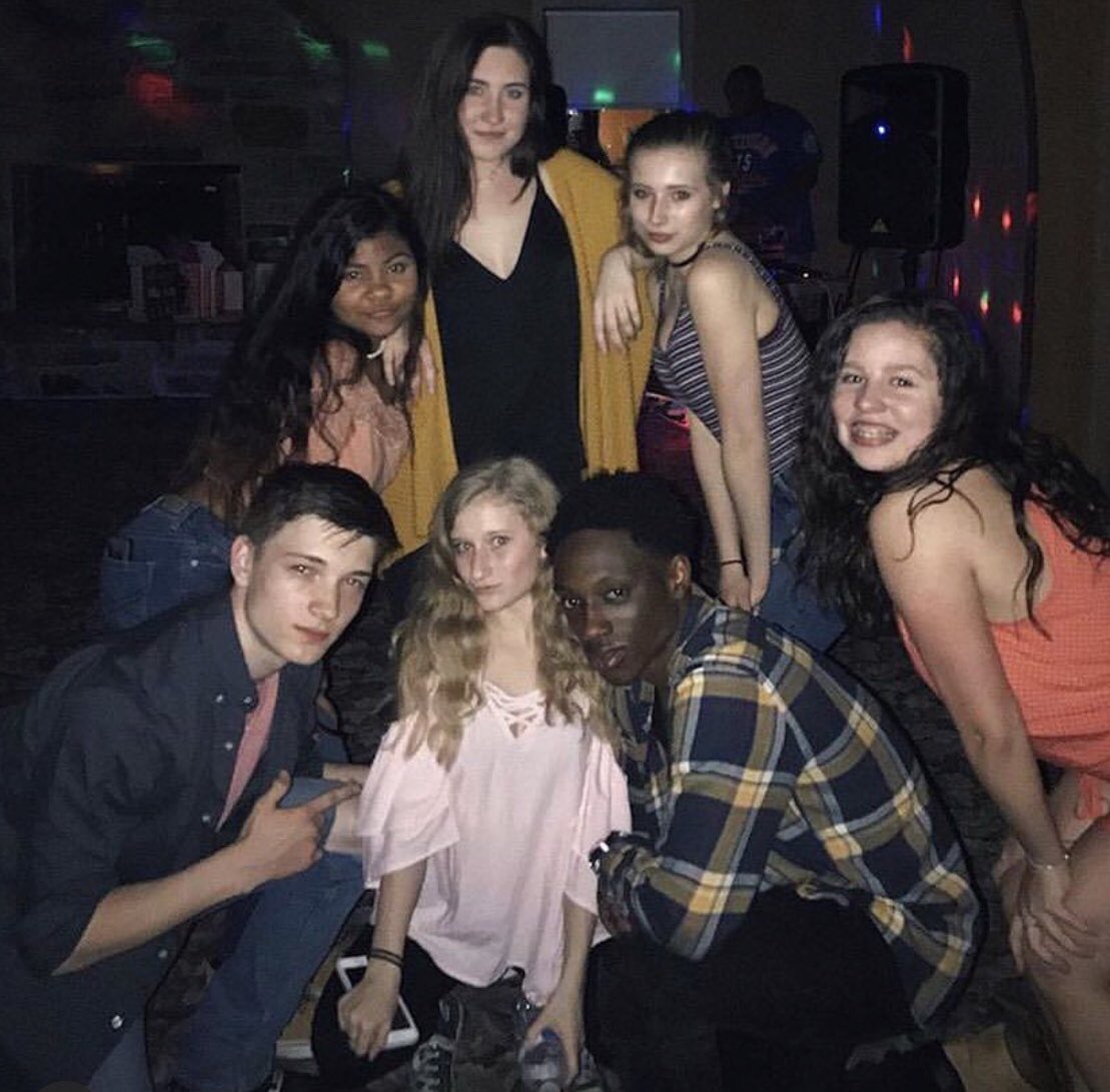 bhanks34's tweet photo. Happy bday @mads_lol!🎁🎂🎉 Ily and miss you lots!!🔥 have a great day!! https://t.co/IbpHLhxqgt