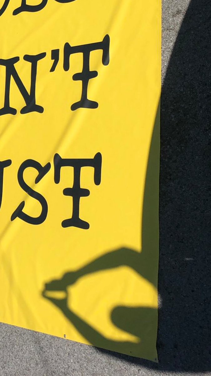 chattahooligan's tweet photo. Hey good news everybody.

Found the shade.

Here it is. https://t.co/yFSXLbq5qi