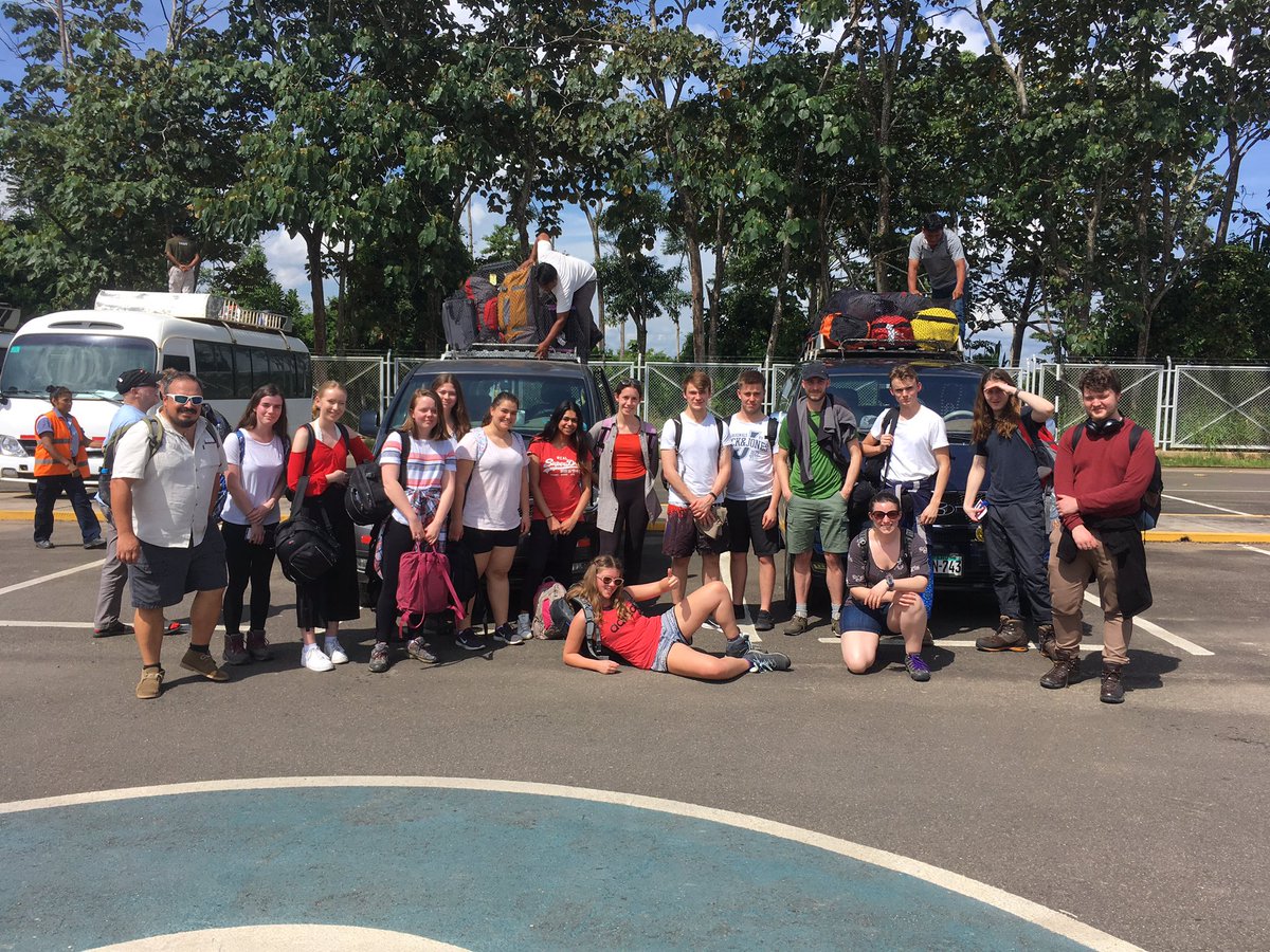 mtaylor_lab's tweet photo. Sunnier than Gatwick: Peru! Travelling light....#bioperu #biouea https://t.co/x90a0iABqH