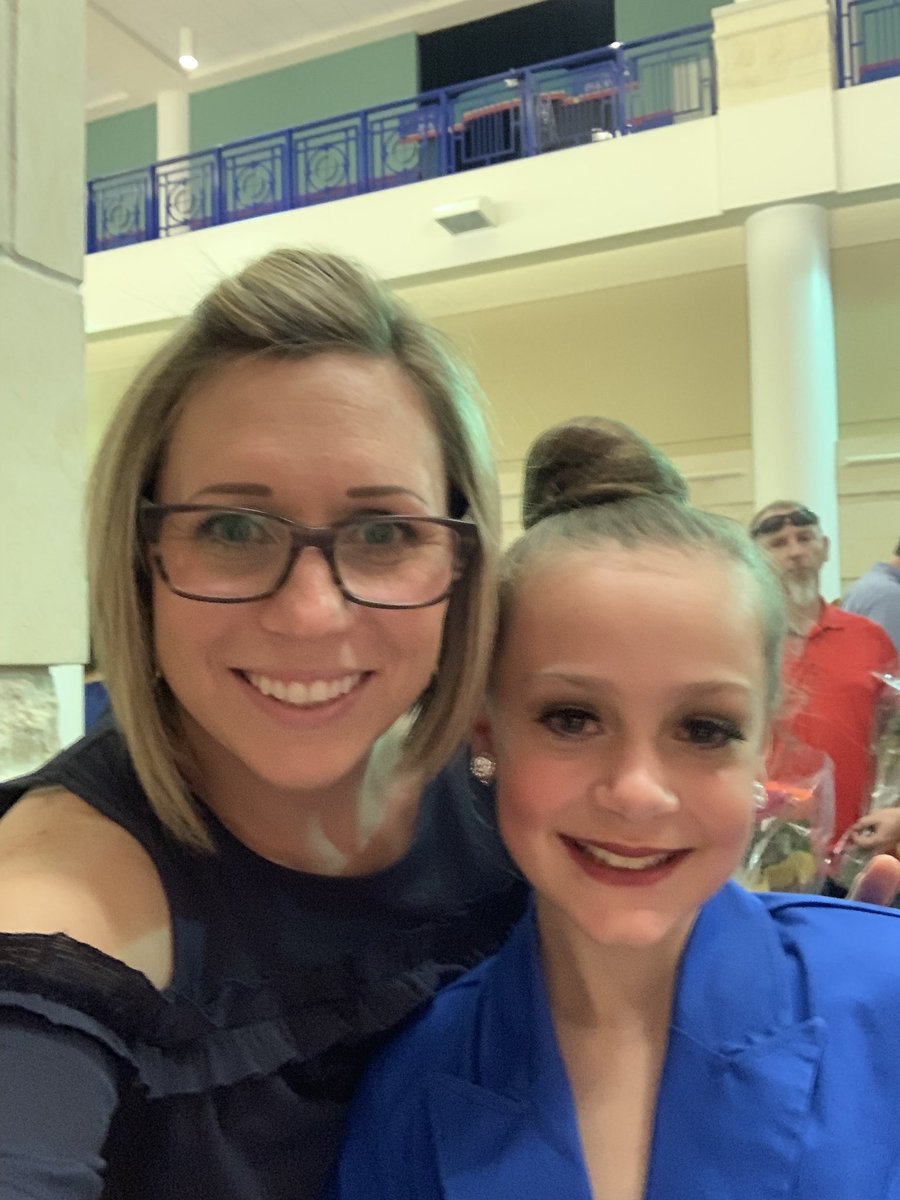 msloftins_class's tweet image. Supporting my student outside of the classroom! #proudteacher #itswhatmustangsdo #momanddotdate #beingsickcantstopme