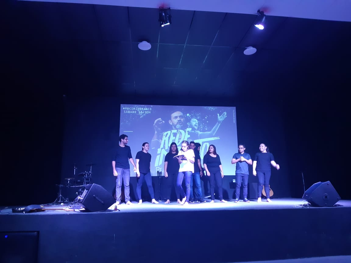 RedeImpactoRB's tweet photo. "Deus chama o esquecido pra ser Rei, o menor de todos para ser o maior entre eles, e hoje Deus levanta a maior geração de impacto nessa nação".
Pr. Júnior Silva/ Ministério de louvor 🔥💥 https://t.co/EnxZZNF8ul