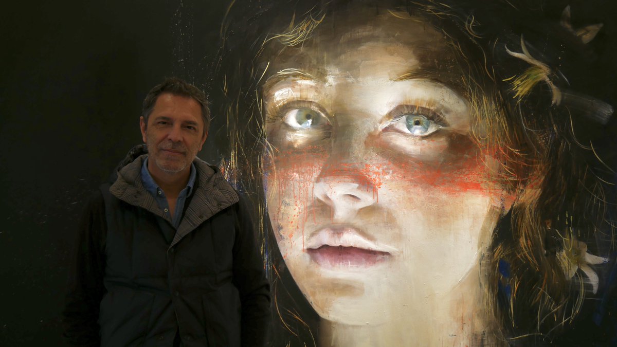 article indefini tweet media