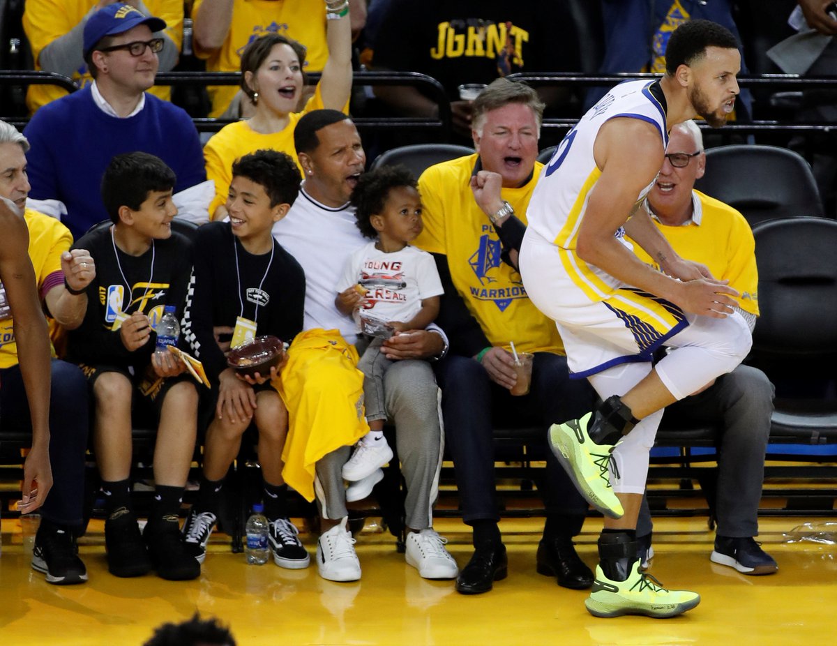 LaOferta1978's tweet image. #NBA_PLAYOFFS 121-104. Curry se exhibe con 38 puntos y Warriors ganan fácil a Clippers 

laoferta.com/2019/04/14/121…