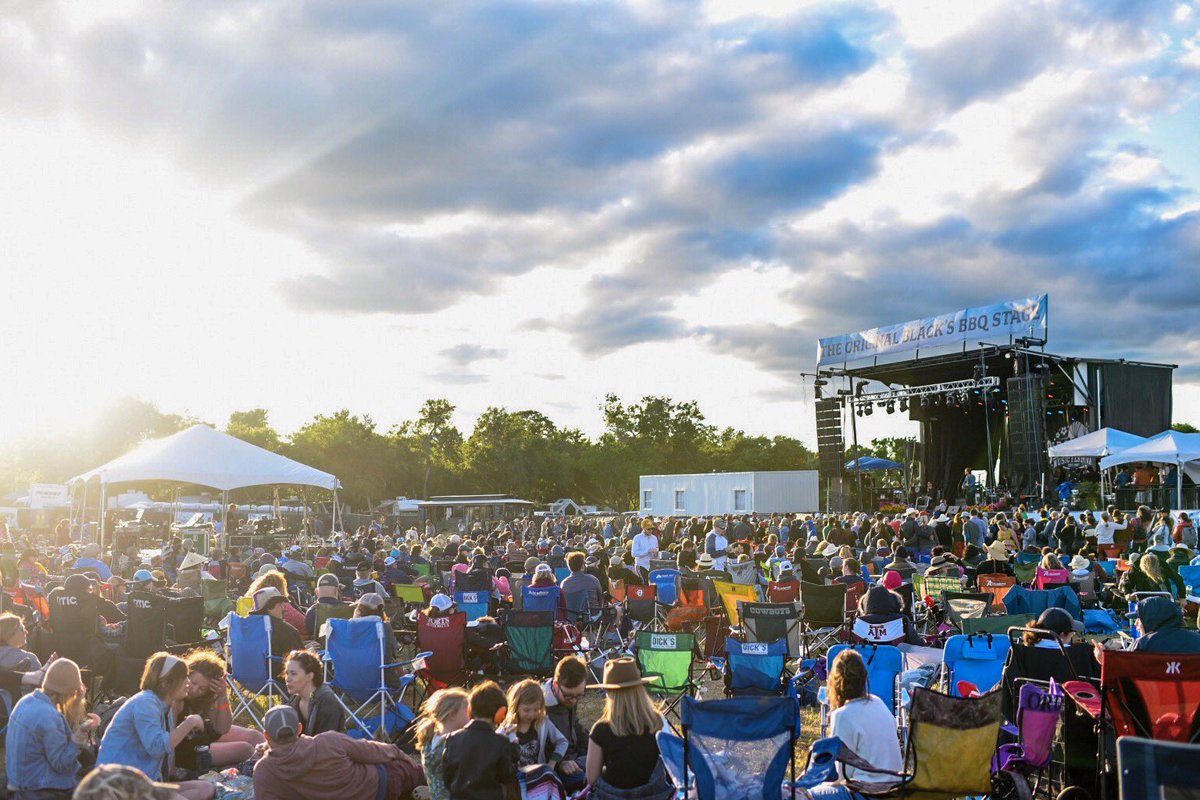 Do512's tweet image. Another fantastic day at the 32nd annual @oldsettler Music Festival with sets from @brandicarlile, @hayescarll and more | #do512 #osmf 📷 Renee Dominguez