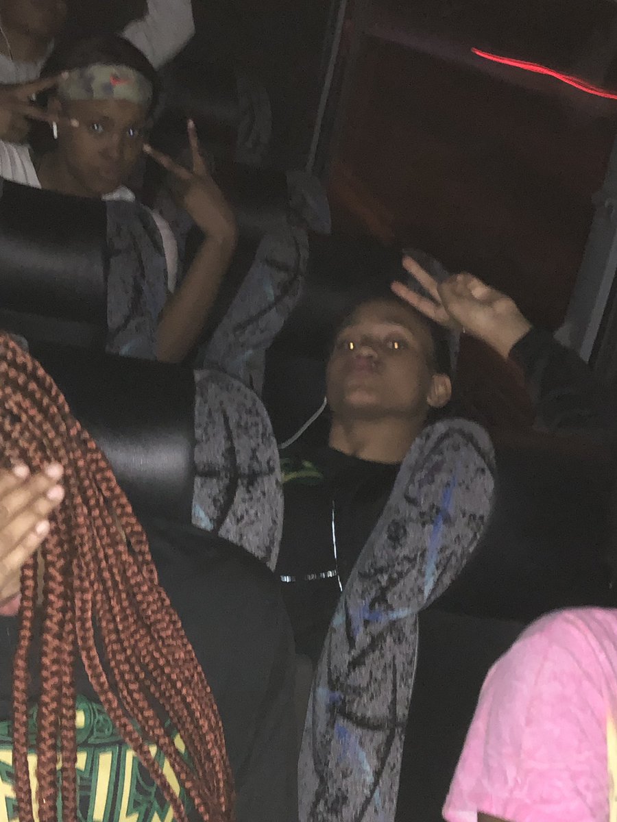 zone6celtics's tweet photo. Day 1 in the 🎒. We brought that 🔥 and all teams won 💪🏽💪🏽🍀 ready to start day 2💪🏽💪🏽 and handle business. #aaubasketball
#Celticsshining #riseabovetherest #gameonanotherlevel @alwaysliveusa @InsiderExposure @preferredscout @PassThaBall @wpceltics2024 https://t.co/5JtTdUxHiu