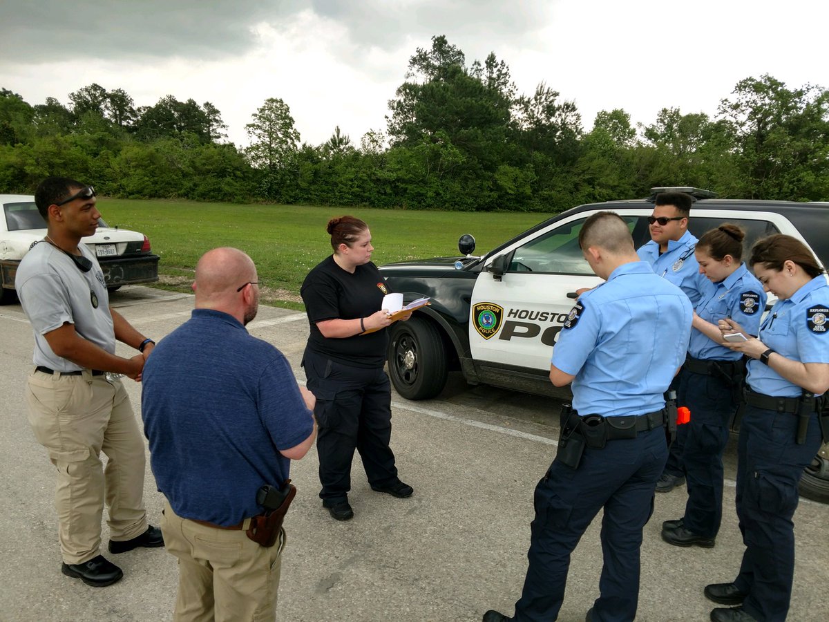 AnnaPDExplorers's tweet image. Congratulations to the Explorers for placing 1st in Crisis Intervention and 2nd in Active Shooter at the competition in Houston today!